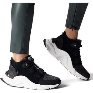 Sorel Women sz 7.5 Black Kinetic RNEGD Snow Boot Ankle Bootie Sneaker WaterProof